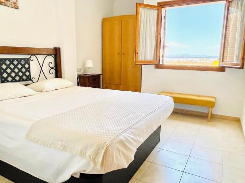 2 BR Beautiful apartment 300m from beach with pool!