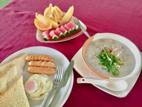 Mad på resortet eller i nærheden