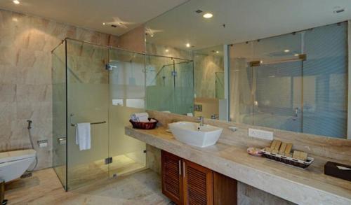 Un baño de Godwin Meerut