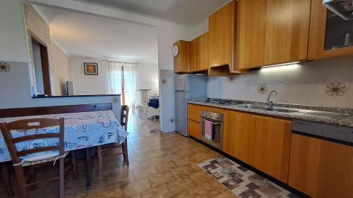 Cucina o angolo cottura di Colleoni's Lodge CASA VACANZE CON 2 APPARTAMENTI
