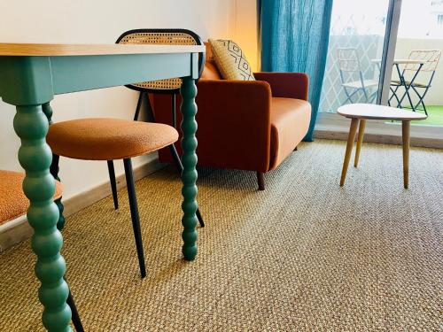 Superbe T2 coté gare Parking Clim Wifi Terrasse !