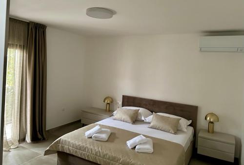 Golden Dream Apartment