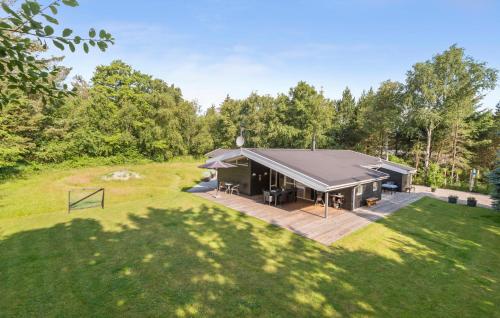 Κήπος έξω από το Holiday Home Vestervænget Blåvand V