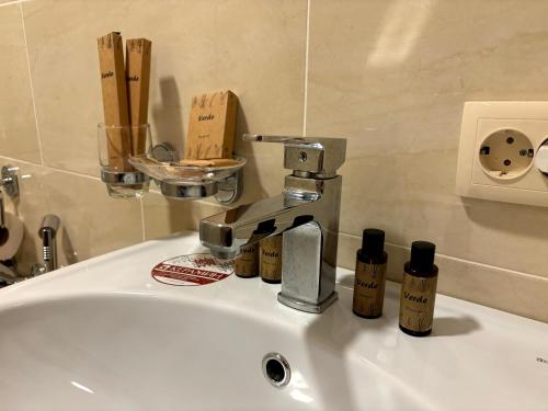 Koupelna v ubytování Lagodekhi Inn