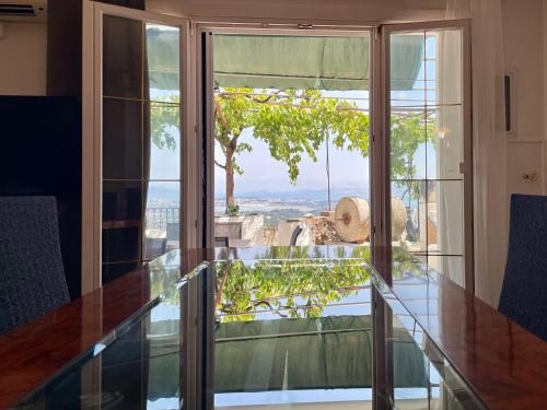 Φωτογραφία από το άλμπουμ του Mary's House with panoramic view στους Άγιους Δέκα