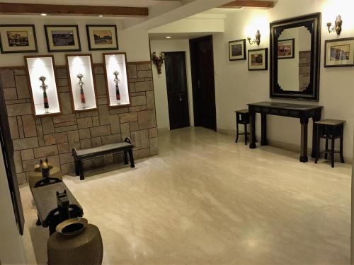Imagen de la galería de Ratnawali – A Vegetarian Heritage Hotel, en Jaipur