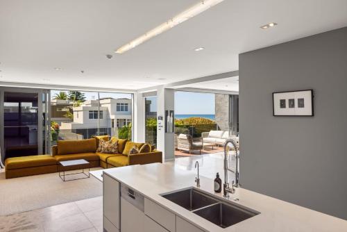 Gallery image of Luxury in Paradise - Sea views and Beach in Mount Maunganui