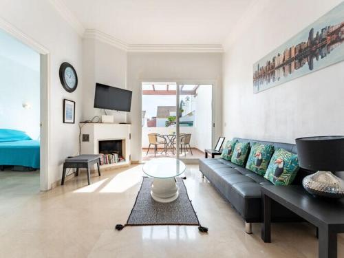 Afbeelding uit fotogalerij van Faro's Fairways Apartment - Caribplaya-ex TUI in Marbella