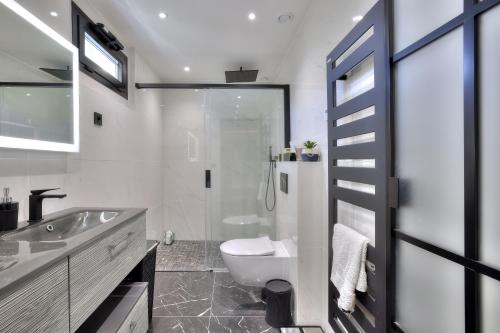 Ένα μπάνιο στο Luxury 4 Stars Apt Croisette