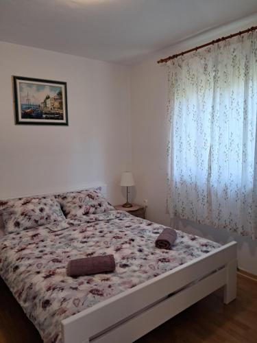 Cozy-family apartment (5-10 min from main market)