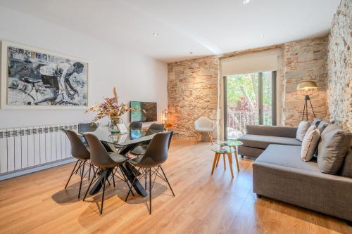 Flateli Plaça Catalunya 1-2