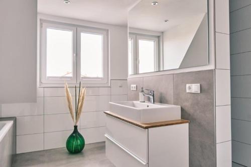 Koupelna v ubytování Hotel 'Zum Augarten'