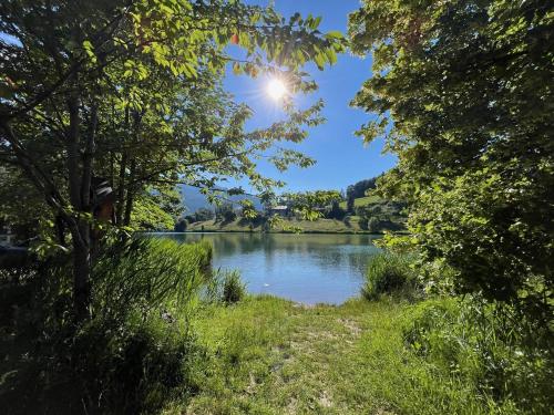 Huoneiston lähellä sijaitseva luonnonmaisema