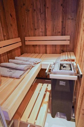 Postel nebo postele na pokoji v ubytování Hotel & Appartements Heigenhauser
