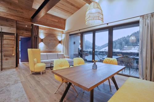 Posezení v ubytování Hotel & Appartements Heigenhauser