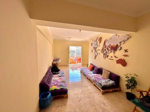 Posezení v ubytování Taher Cairo hostel