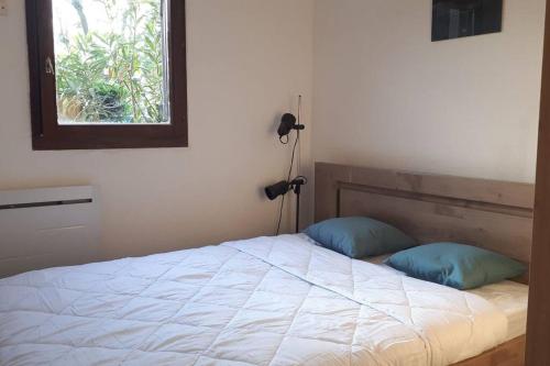 Magnifique petite maisonnette climatisée avec parking privatif