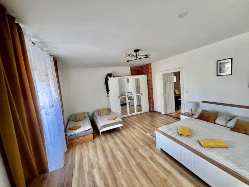 Гостиная зона в Apartments Old Town