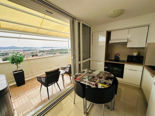 Kuchyňa alebo kuchynka v ubytovaní Luxury apartment CityZen