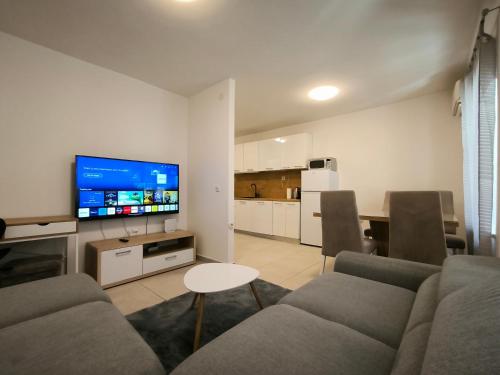 Kuchyňa alebo kuchynka v ubytovaní Apartment in a small village near the beach