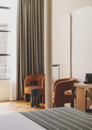 Ruang duduk di Hotel Regina Barcelona
