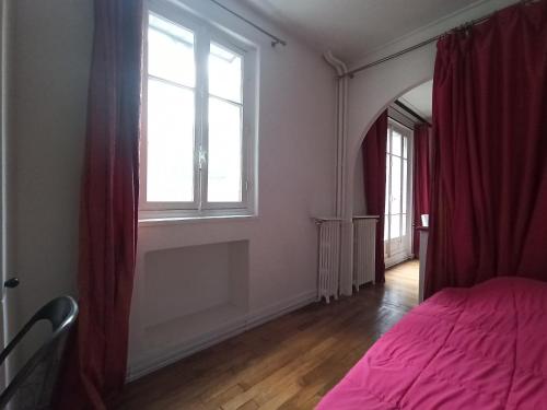 Paris 6th Cultural Apartment in Saint Germain des Pres