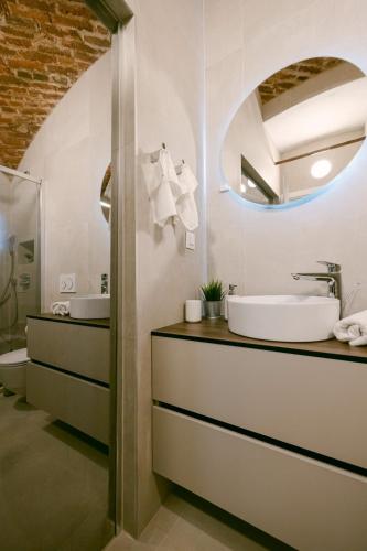 Brick Studio Apartment Tkalča