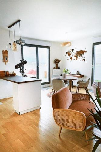 Photo de la galerie de l'établissement Penthouse with rooftop, à Colombes