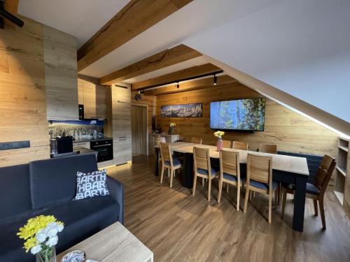 Кухня или мини-кухня в Apartment Špindlerův Mlýn 61 by Interhome
