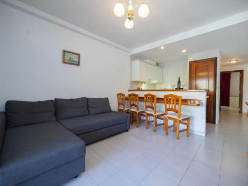 Apartment Zeus-5 by Interhome