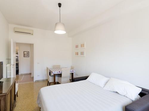Apartment Appartamento Renato Roma Musei Vaticani by Interhome