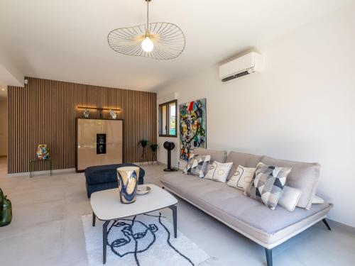 Holiday Home Akemi by Interhome