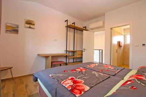 Villa Rose 2352