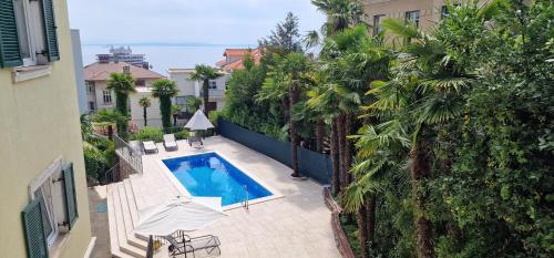 Bazén v ubytování Nautico apartment with swimming pool nebo v jeho okolí
