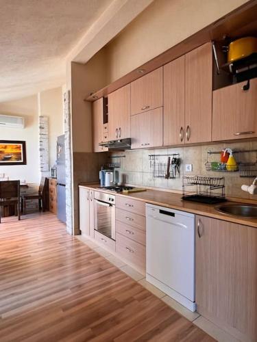 Apartment Marron Matou Budva