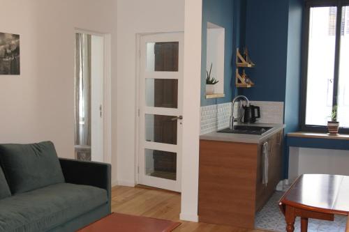 Comfortable Village Apartment in Barbieres with access to large garden with beautiful views