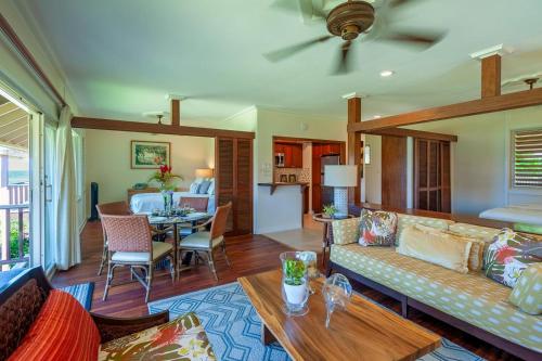 Posezení v ubytování Hanalei Colony Resort E3