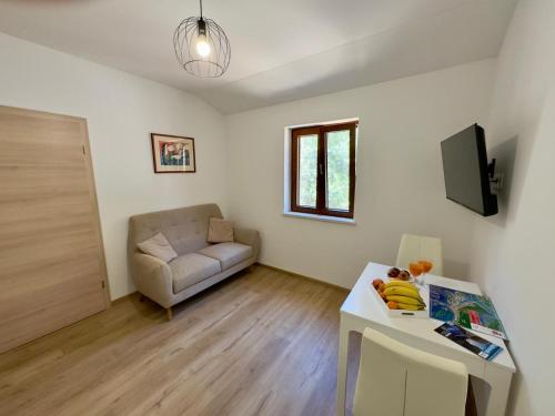 Accommodation Đivanović with sea view