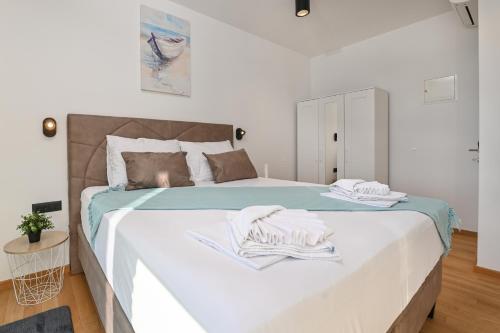 Ένα ή περισσότερα κρεβάτια σε δωμάτιο στο Luxury Villas Paradise