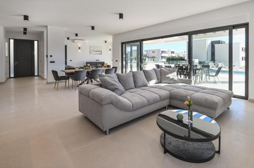 Χώρος καθιστικού στο Luxury Villas Paradise
