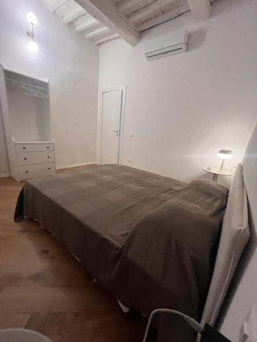 Cama o camas de una habitación en luxury apartment centro storico