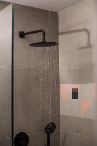 Salle de bains dans l'établissement The Palms Concept Hotel Adults Only 16 Plus