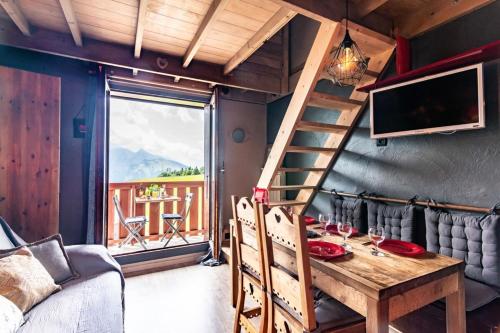 Foto Slow Chalet MtBlanc Soleil Ski-inout Nice View Balcony Elevator Parking 1
