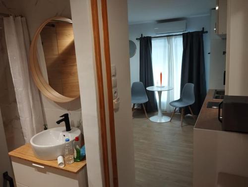 Nektar Cosy apartment in City Centre