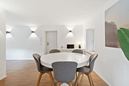 Φωτογραφία από το άλμπουμ του Modern 1BR Apartment in UNESCO Grund, Luxembourg στο Λουξεμβούργο