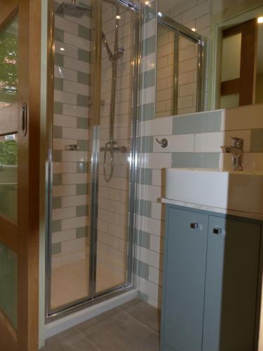 Marldon Olympia Hotelにあるバスルーム