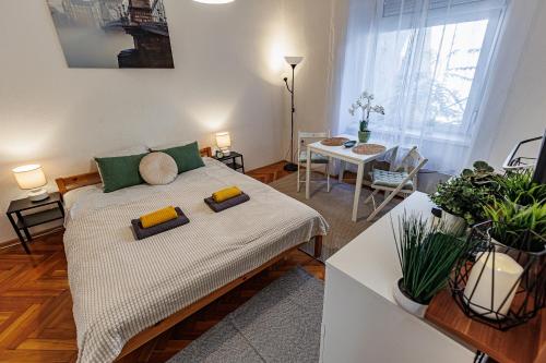 Beat of the City - cozy downtown studio 1074 Budapest, Szövetség utca 30 kép - 3