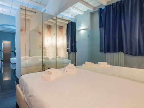 Xenia Apartments - Central studio apartment in Duomo