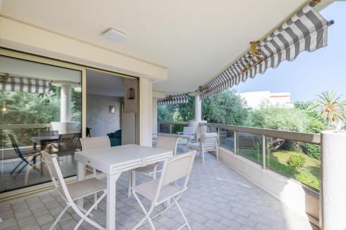 TANIT Piscine, 6 couchages, Parking