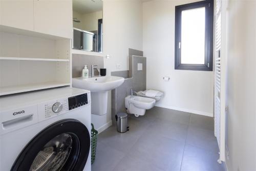 Koupelna v ubytování IseoLakeRental - Villa ParadISEO